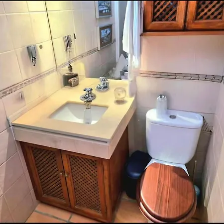 El Barco Apartment *
